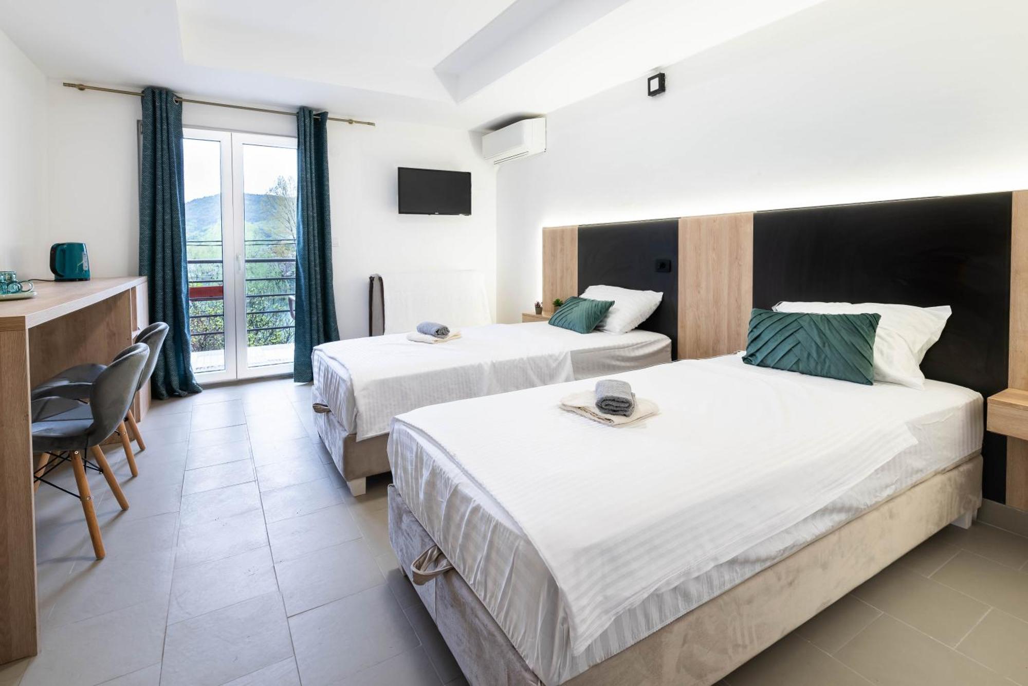 Studio Apartment Cudo Nevidjeno Karuc Εξωτερικό φωτογραφία