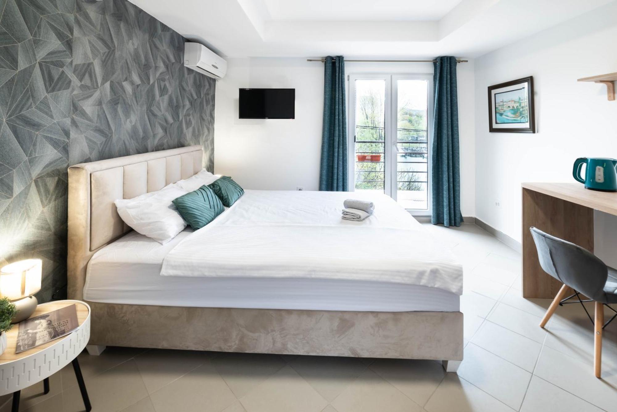 Studio Apartment Cudo Nevidjeno Karuc Εξωτερικό φωτογραφία