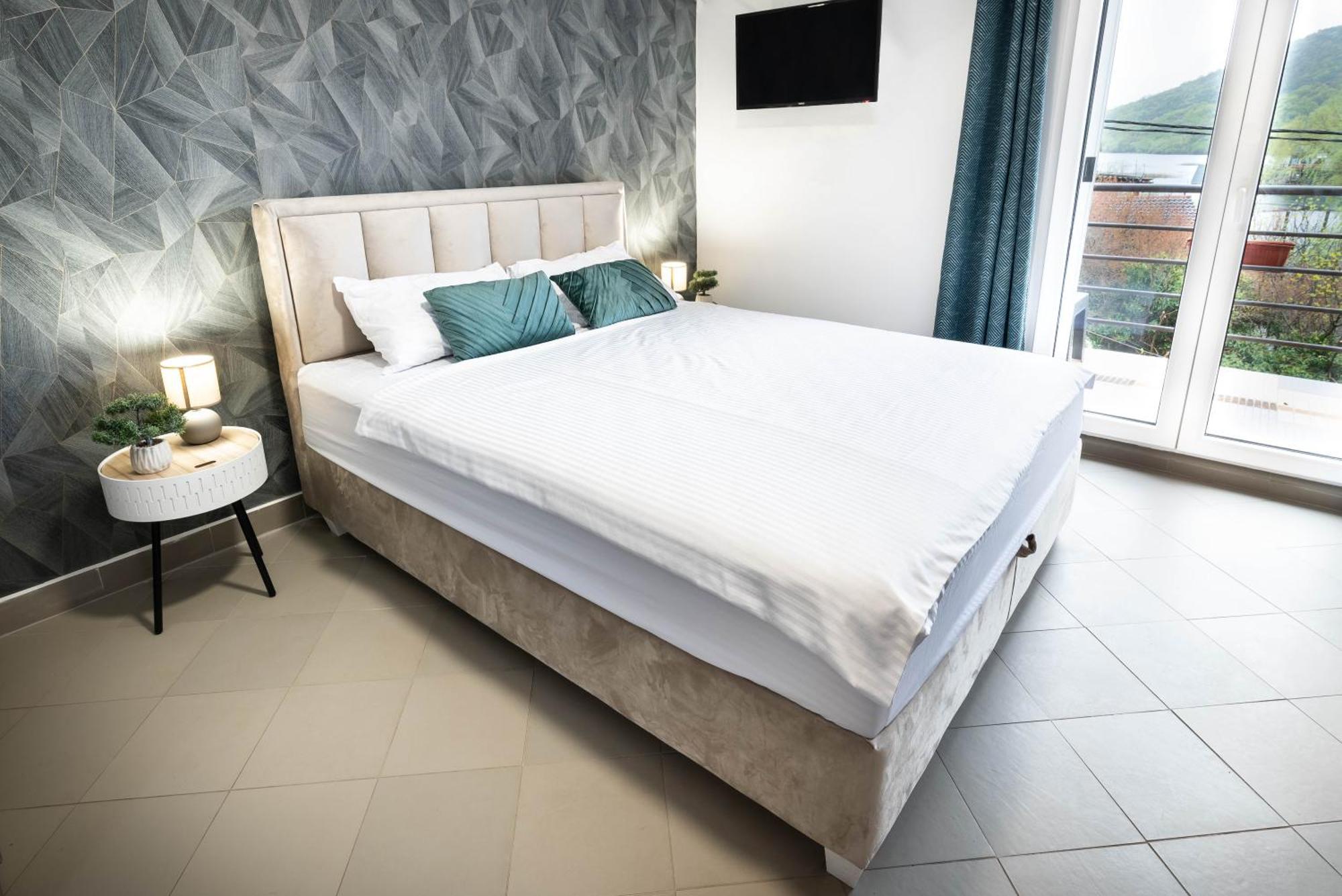 Studio Apartment Cudo Nevidjeno Karuc Εξωτερικό φωτογραφία
