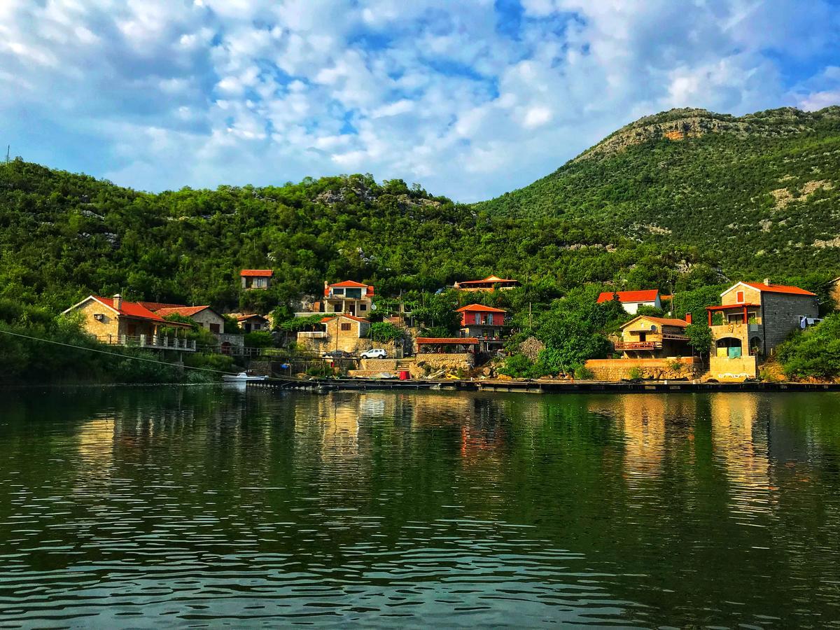 Studio Apartment Cudo Nevidjeno Karuc Εξωτερικό φωτογραφία